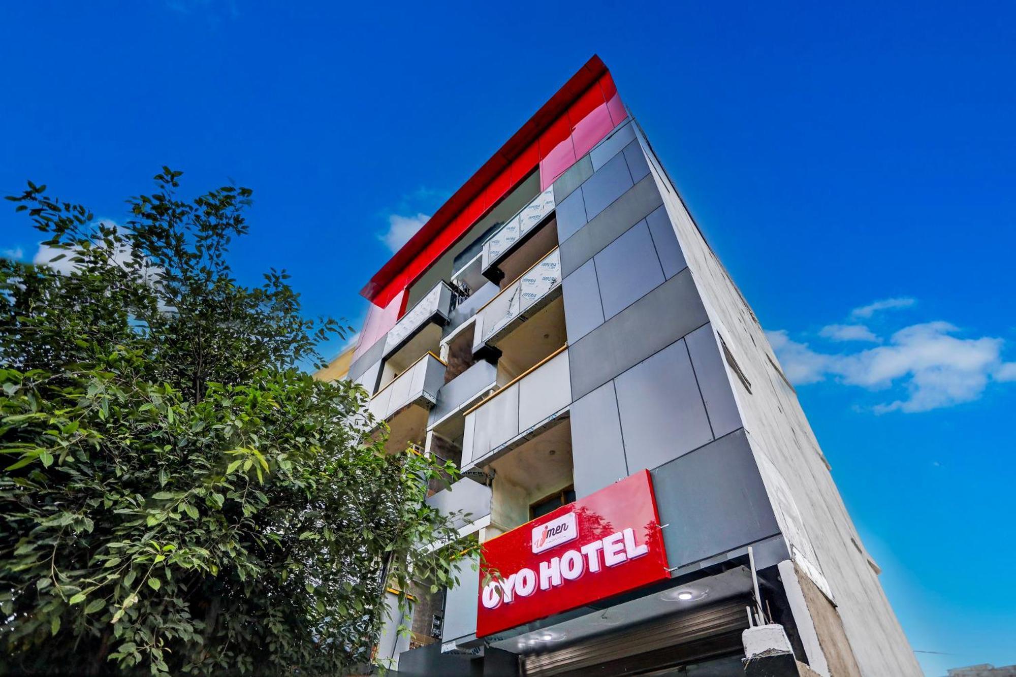 Umen Hotel Nearest Sector 66 Noida Esterno foto