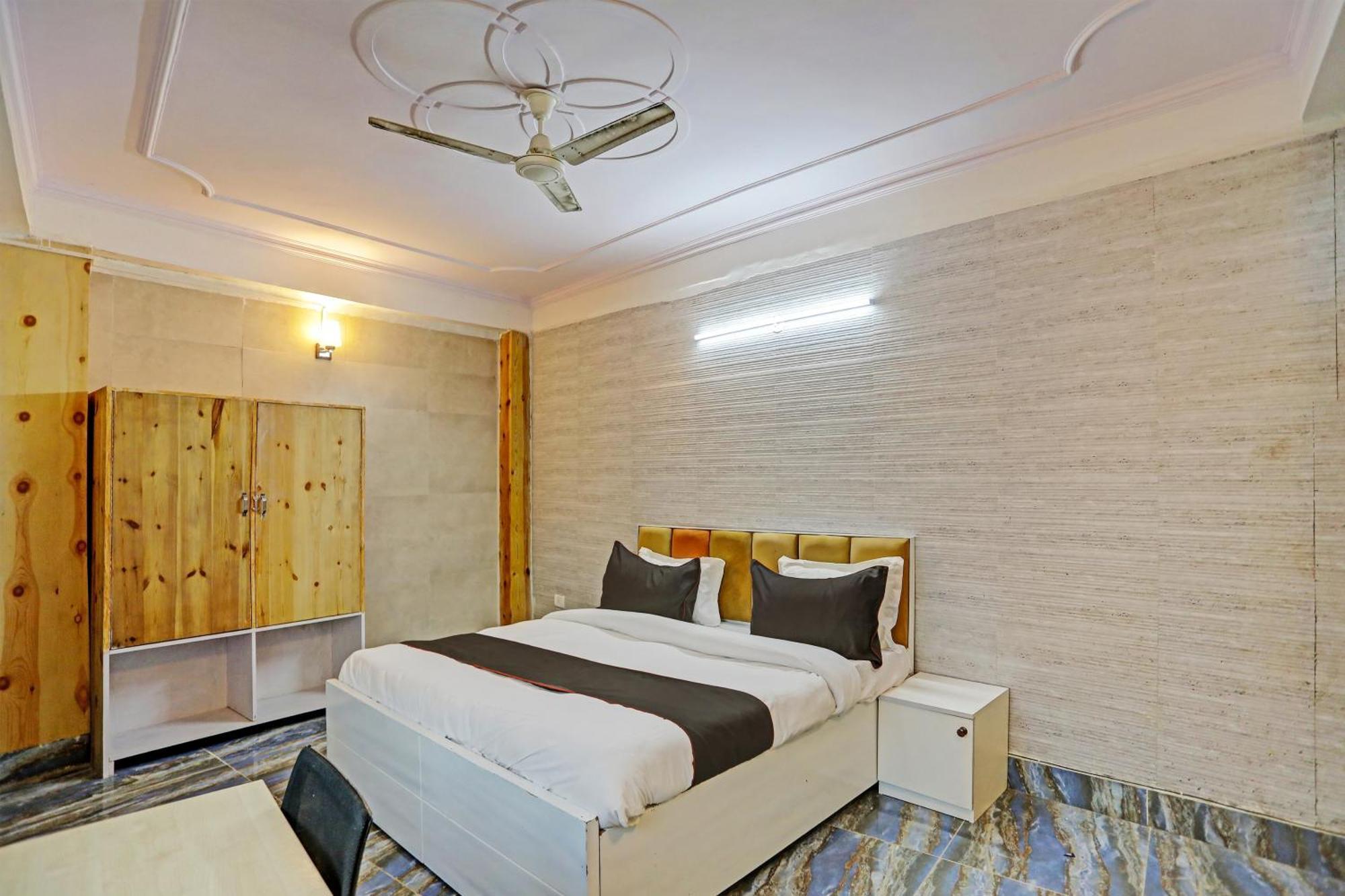 Umen Hotel Nearest Sector 66 Noida Esterno foto